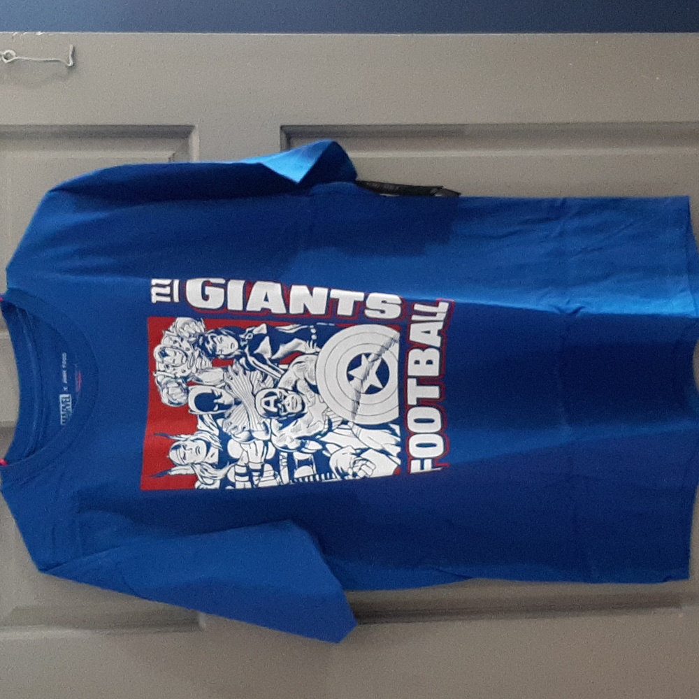New York Giants Junk Food Marvel Avengers Squad T-Shirt